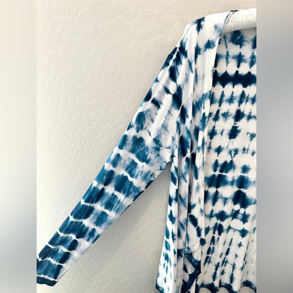 SAINT TROPEZ WEST | Blue White Tie-Dye Knit Waterfall Cardigan | Size Medium - Picture 3 of 7